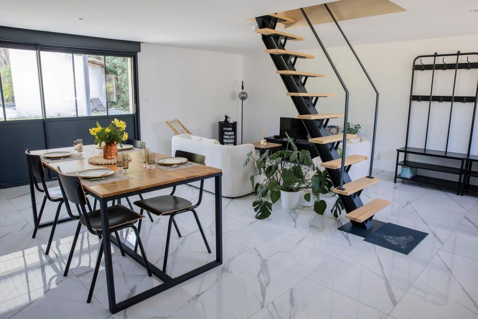 Loft Les2toits avec piscine House in Centre-Val de Loire