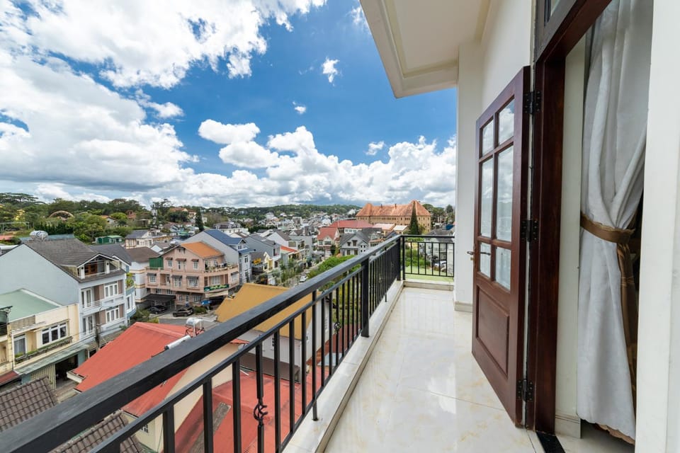 View (from property/room), Balcony/Terrace