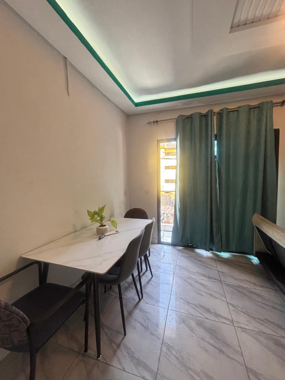 Résidence meublée du boss Apartment in Africa