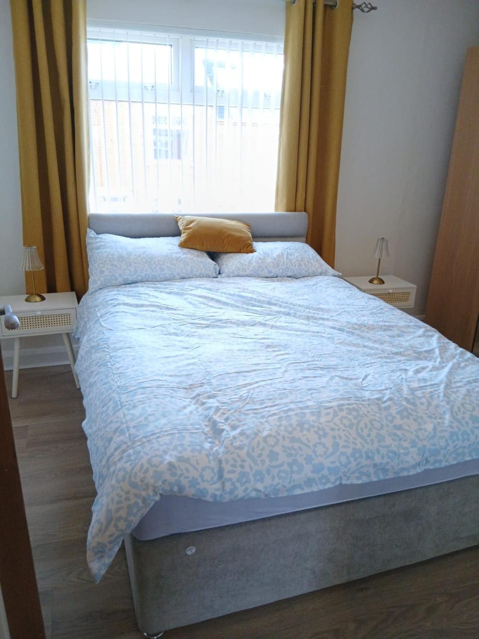 Holywood Centre Terrace House House in Belfast