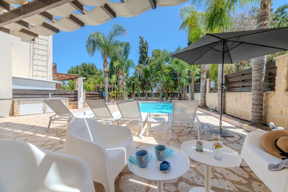 Patio, Garden, Garden view