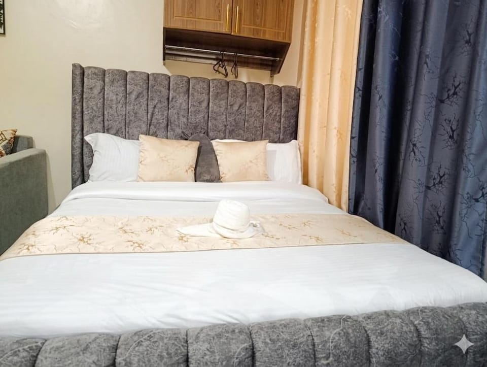 Junsons Suites Apartment in Uganda