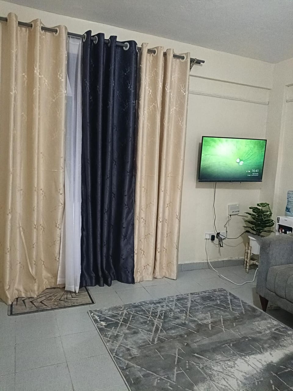 Junsons Suites Apartment in Uganda