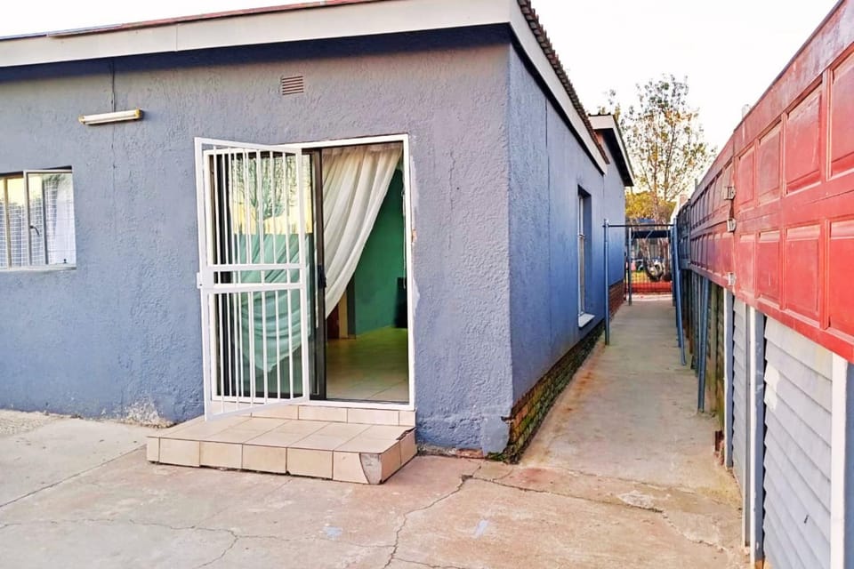 Property building, Day