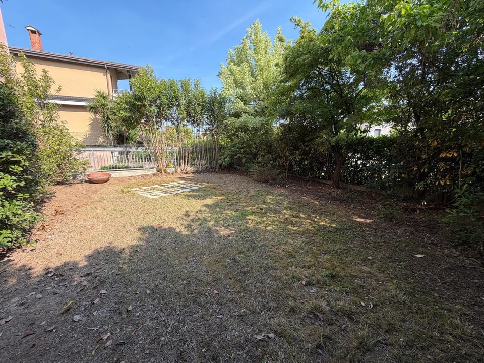 ORCHIDEA HOUSe Apartment in Desenzano del Garda
