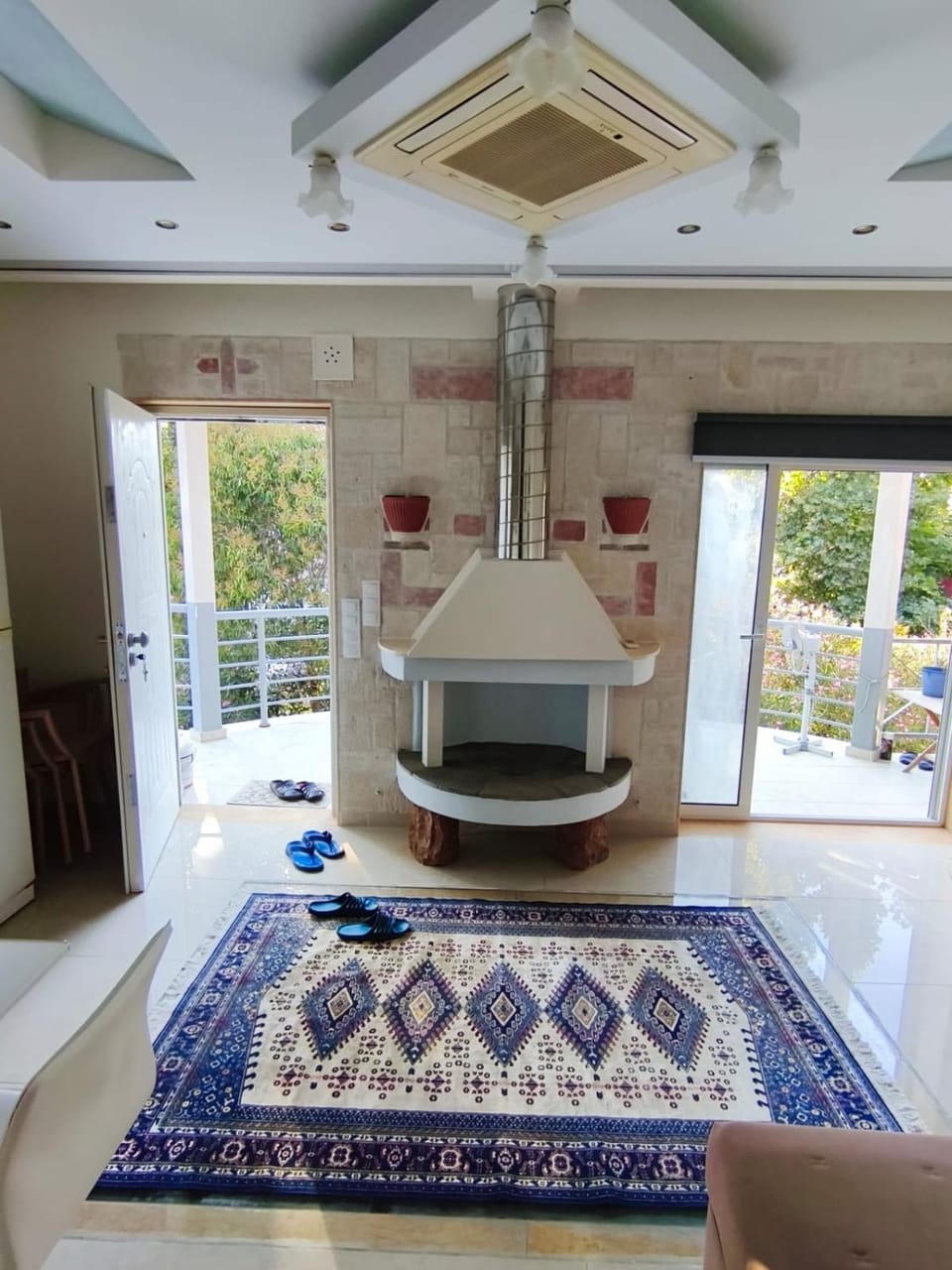 Jones house House in Halkidiki