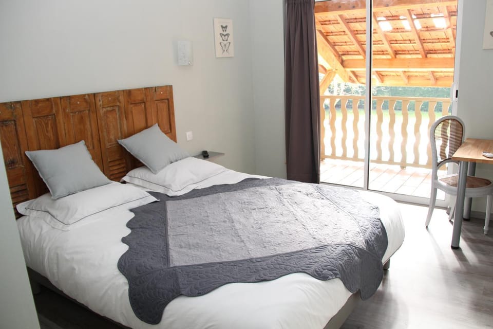 Sous Le Figuier Bed and Breakfast in Auvergne-Rhône-Alpes