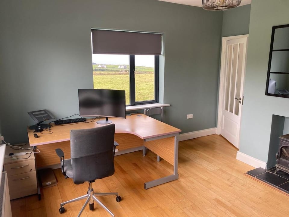 Cosy Family Home near Lahinch Atlantic Views House in County Clare