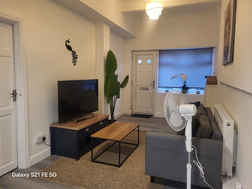 Perfectspot Apartment in Grays