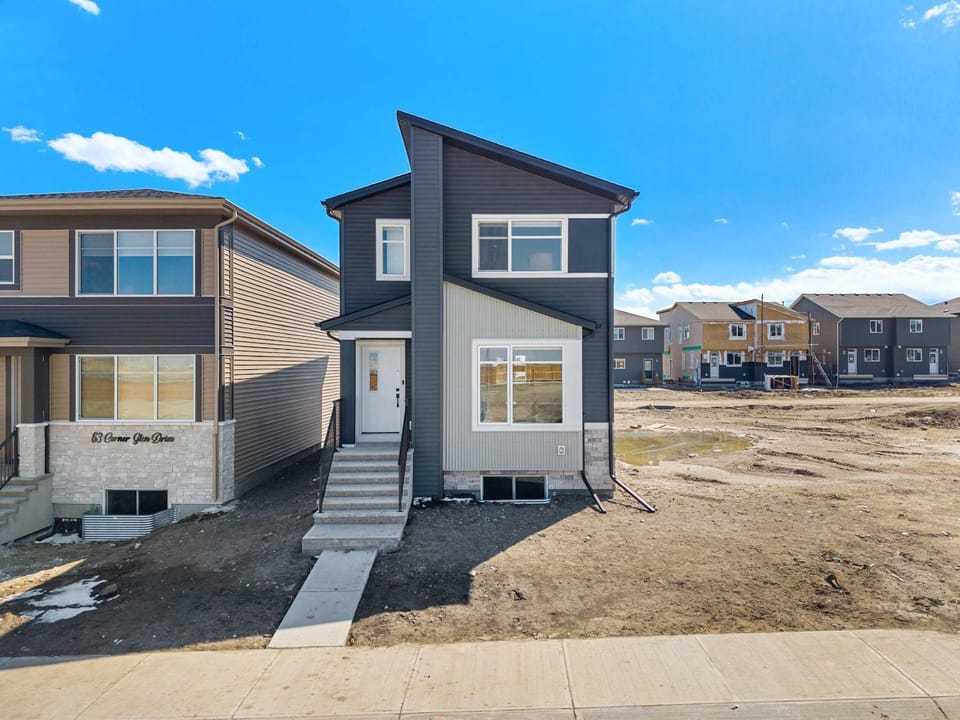 NEW 2026 Family Home Free Banff Pass House in Calgary