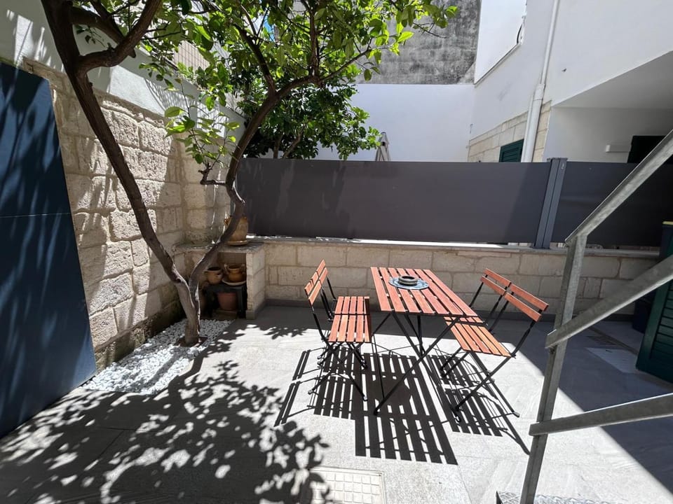 Inner courtyard view