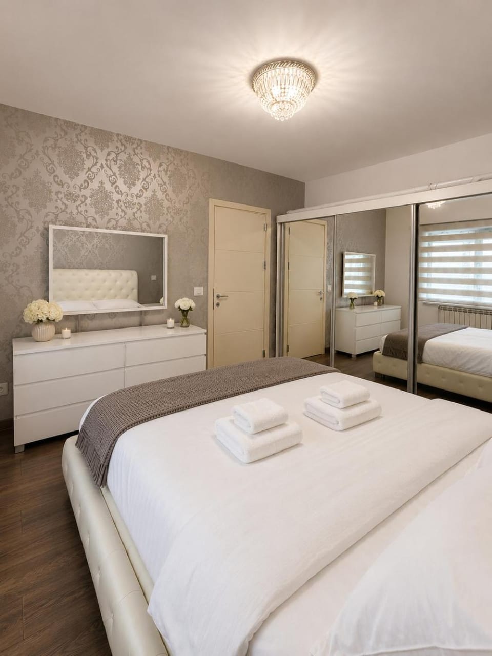 Apartment with two rooms and free parking Newton Residence Apartment in Romania