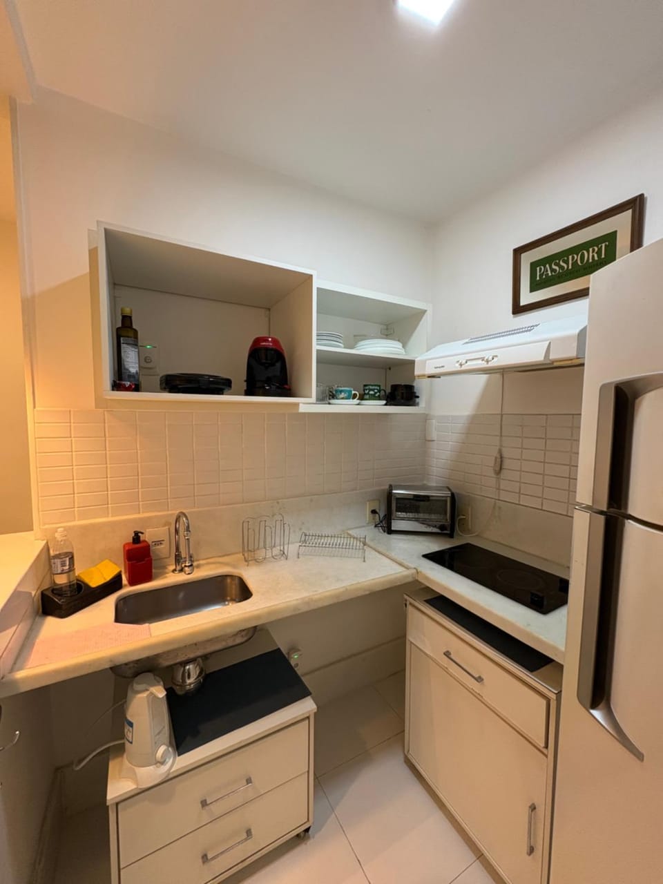 Kitchen or kitchenette, oven, pet friendly, stove