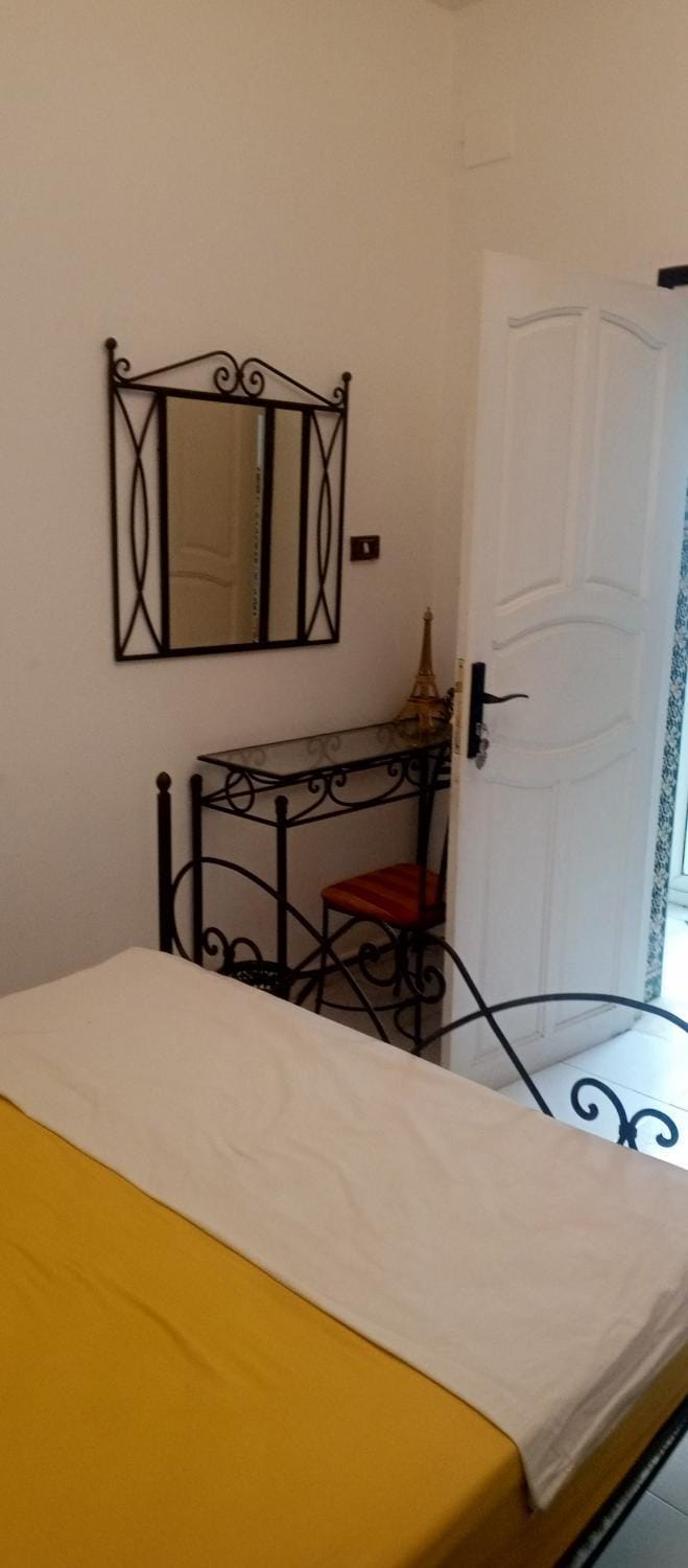 chambre climatisée Bed and Breakfast in Tunis