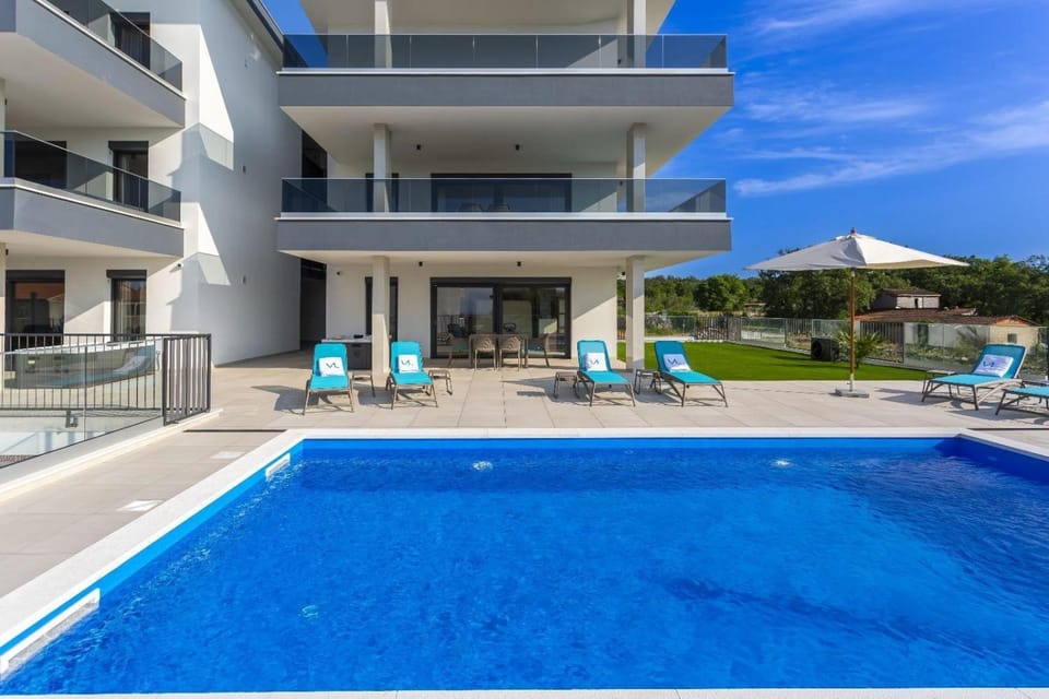 Apartments Luna Apartment in Primorje-Gorski Kotar County