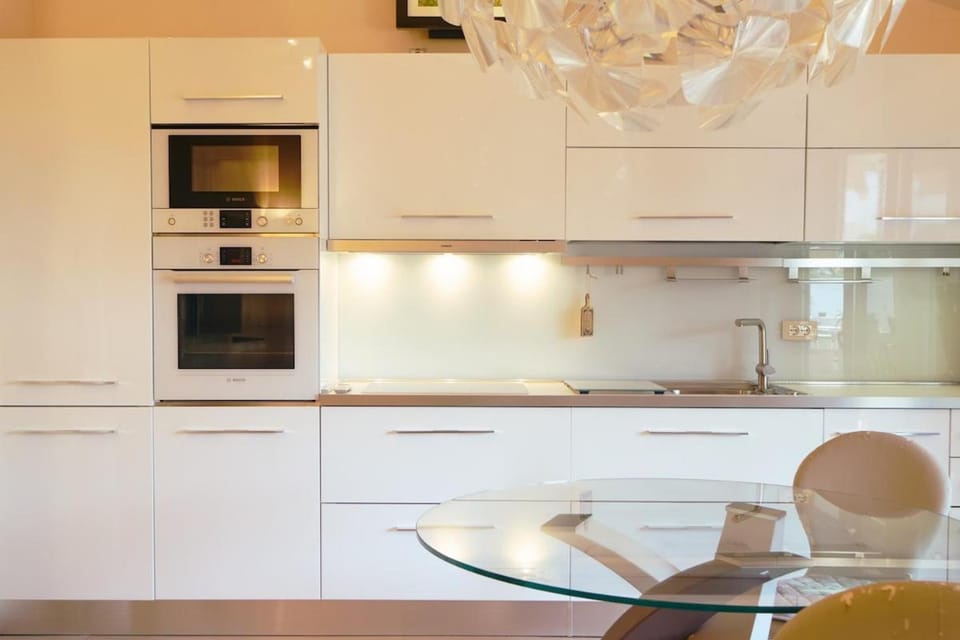Azur White Apartment in Budva Municipality