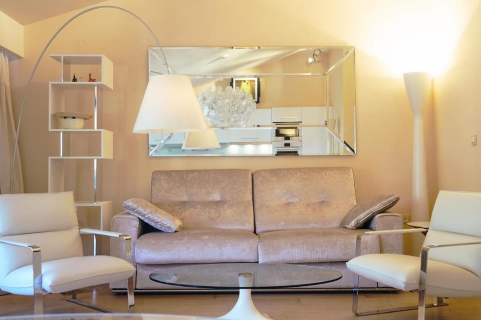 Azur White Apartment in Budva Municipality