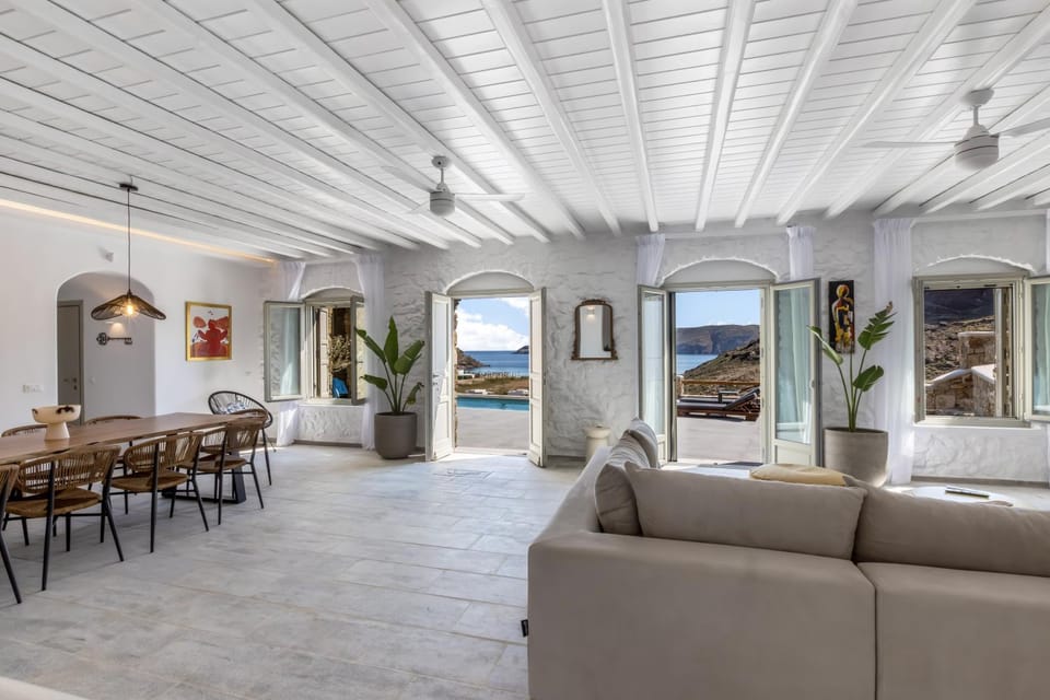 Dining area, Sea view