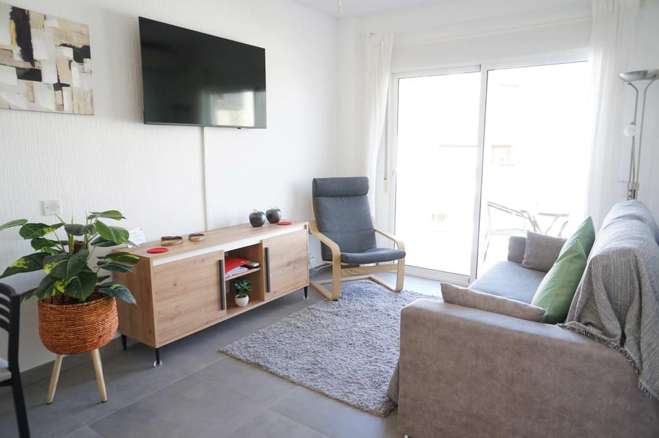 Delfin Torrecilla Beach Apartment in Nerja
