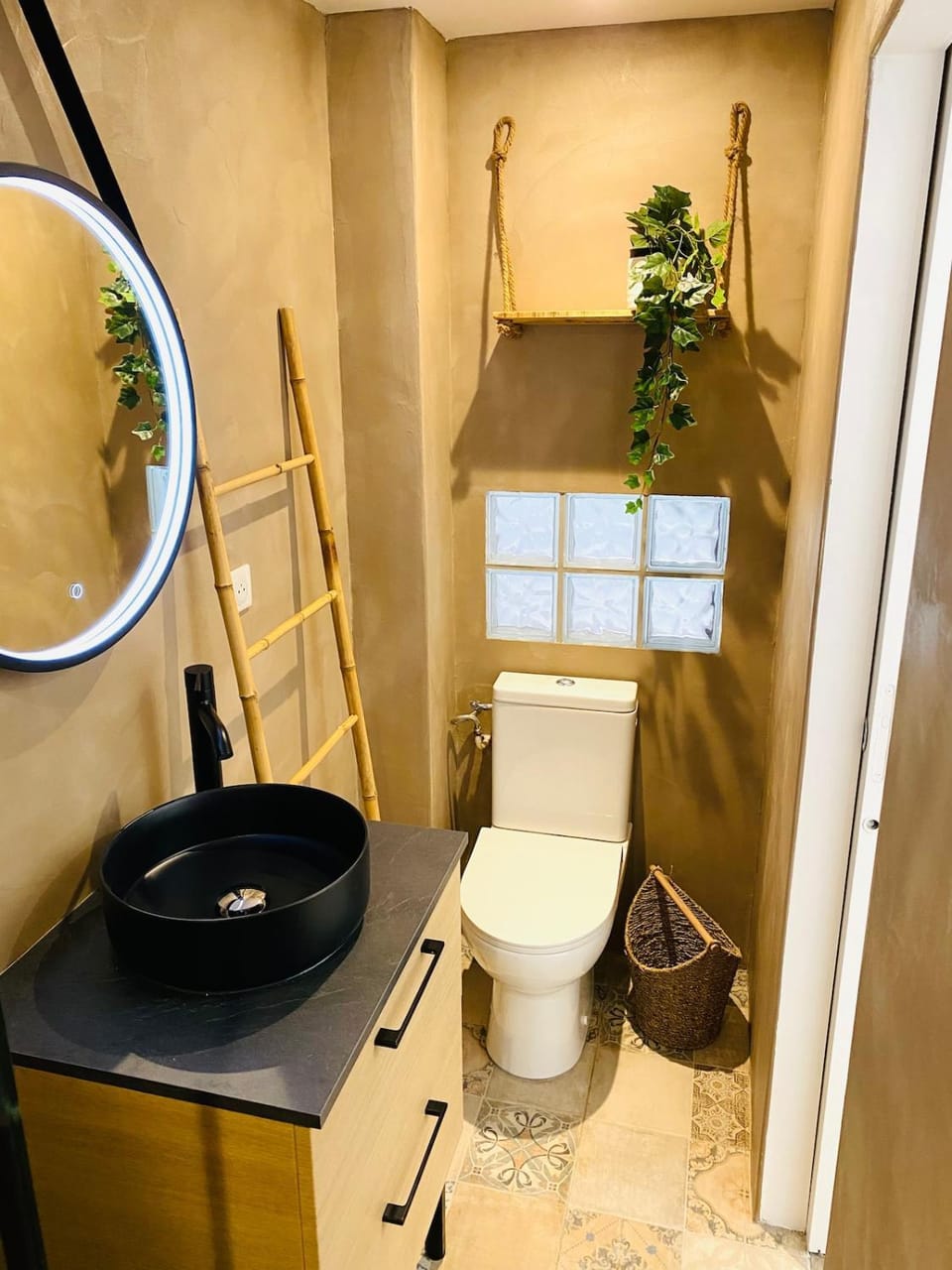 Studio chaleureux rénové au coeur du village Apartment in Cassis