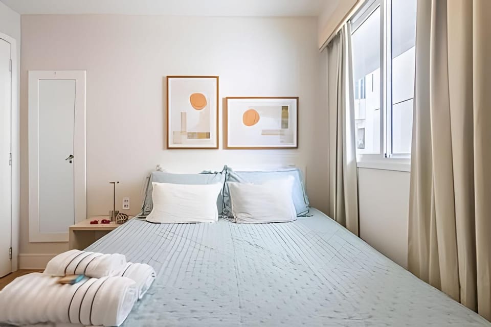 Apartment with Pool and 24h frontdesk in Botafogo Apartment in Rio de Janeiro