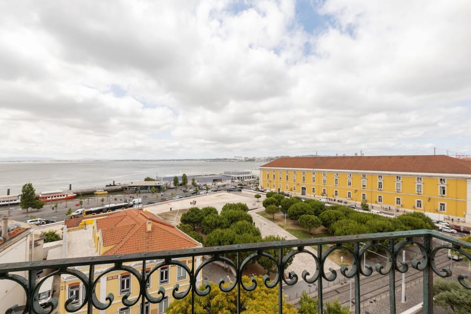 Alfama Apartment with river view Apartment in Lisbon