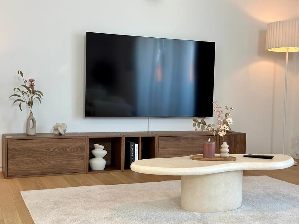 Seeland Loft - 1 Bedroom & Free Parking Apartment in Fribourg, Switzerland