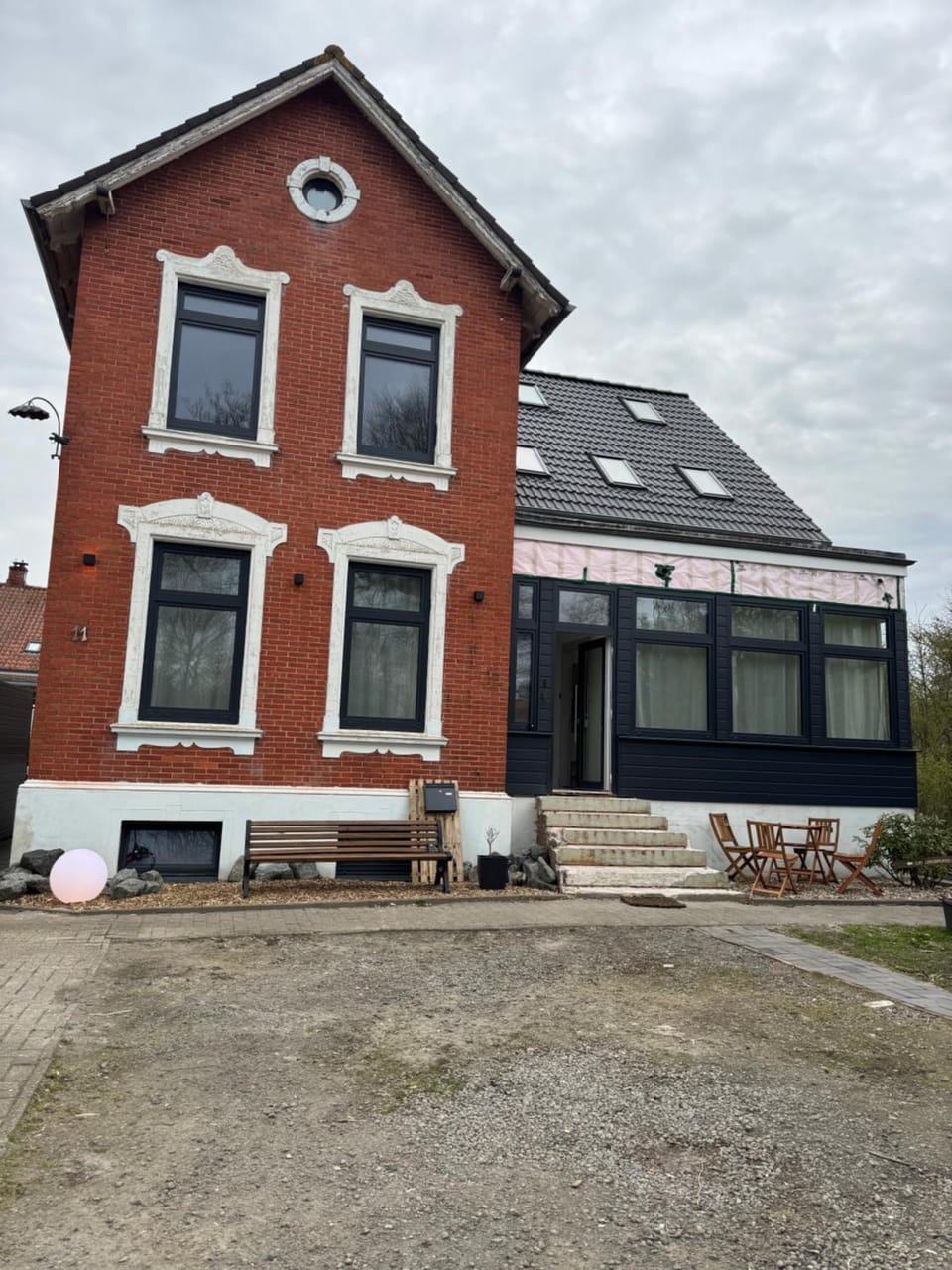 Property building, Day