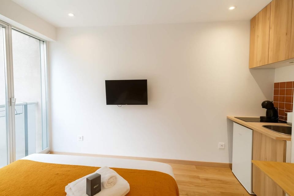 Studio Paris 19eme Metro Proche Calme Confort Apartment in Paris