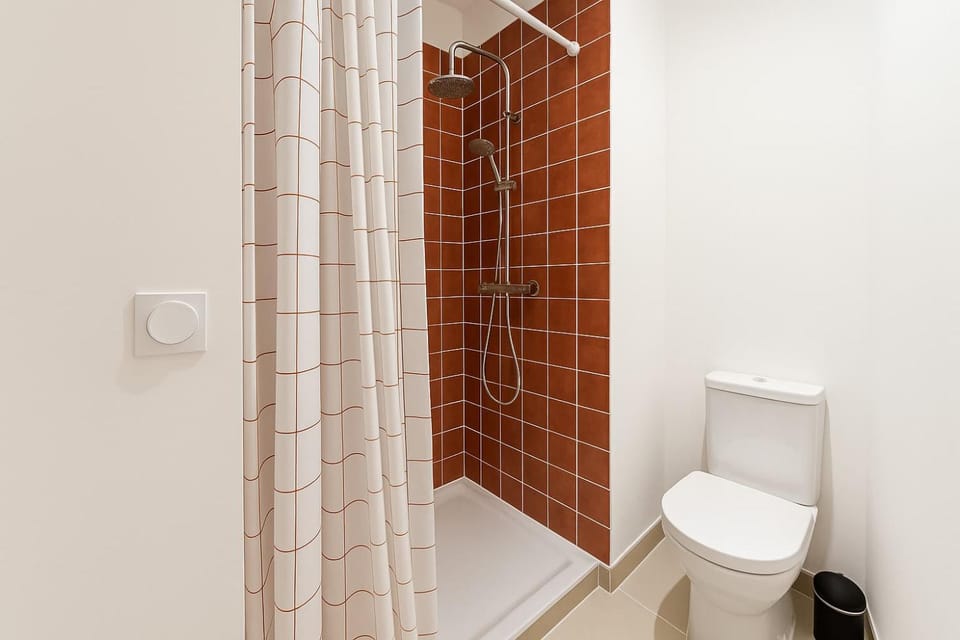 Studio Paris 19eme Metro Proche Calme Confort Apartment in Paris