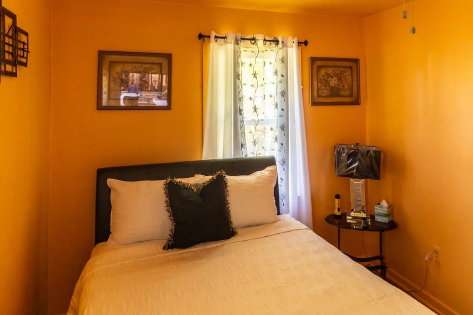 Bed, Bedroom