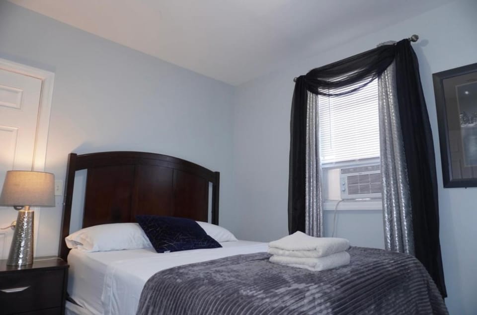 West New York room 15 Bed and Breakfast in North Bergen
