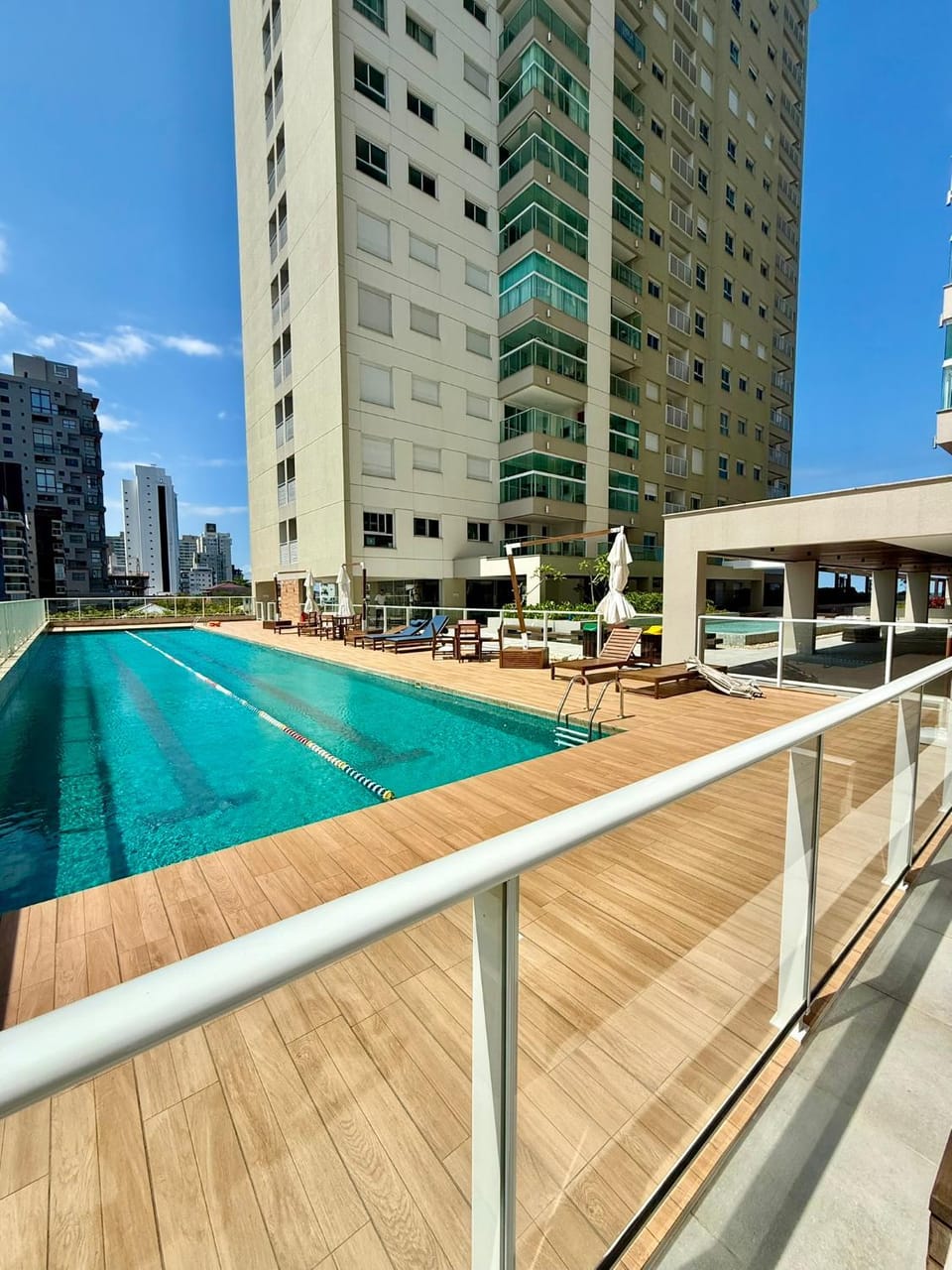 Frente mar Home Clube completo 15 km do Beto Carreiro Apartment in State of Santa Catarina