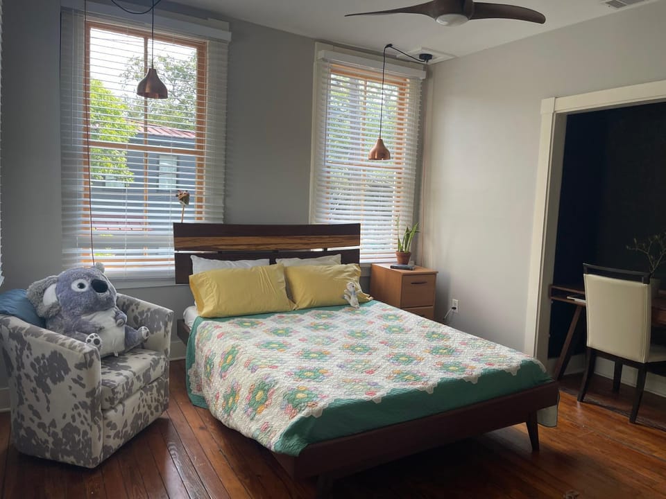 Perfect gorgeous 3 bed 4 bath home downtown House in Savannah