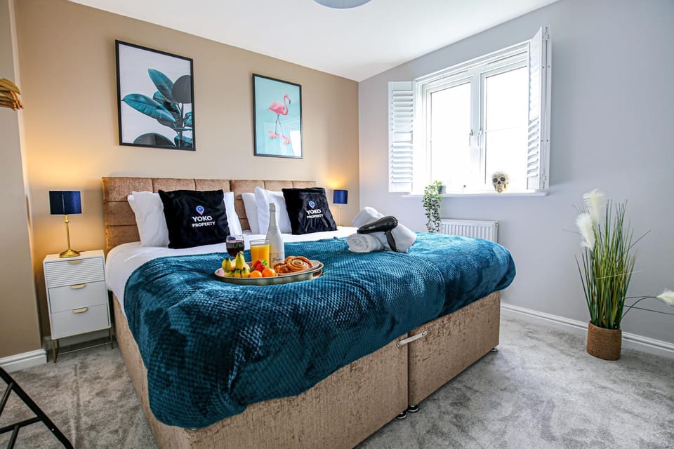 Bed, Bedroom