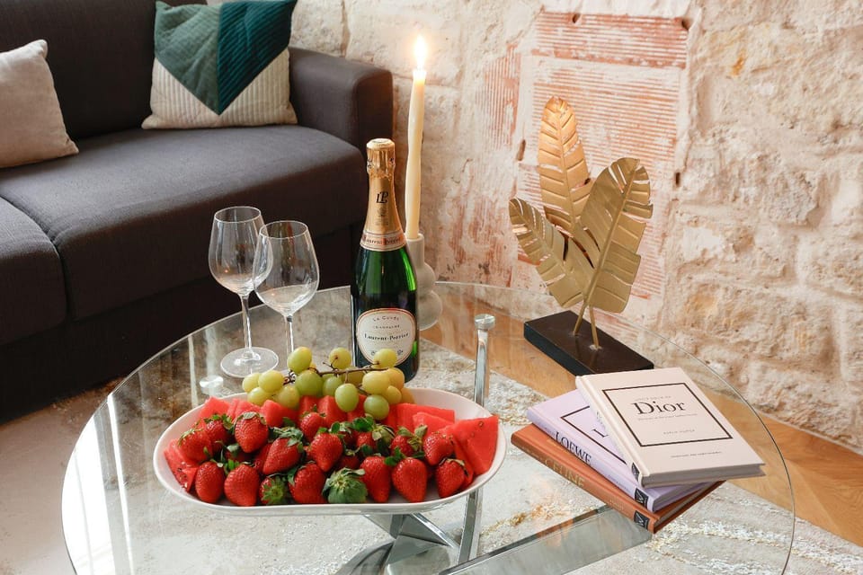 L Atelier Timbaud Signature Paris 11 Apartment in Paris
