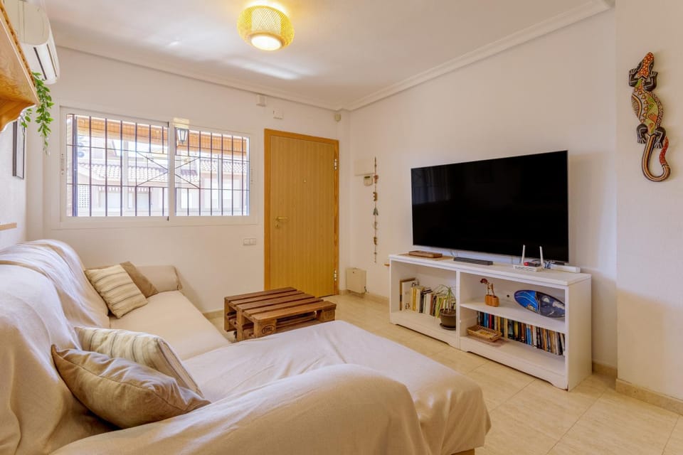 Nomad House Apartment in Costa Blanca