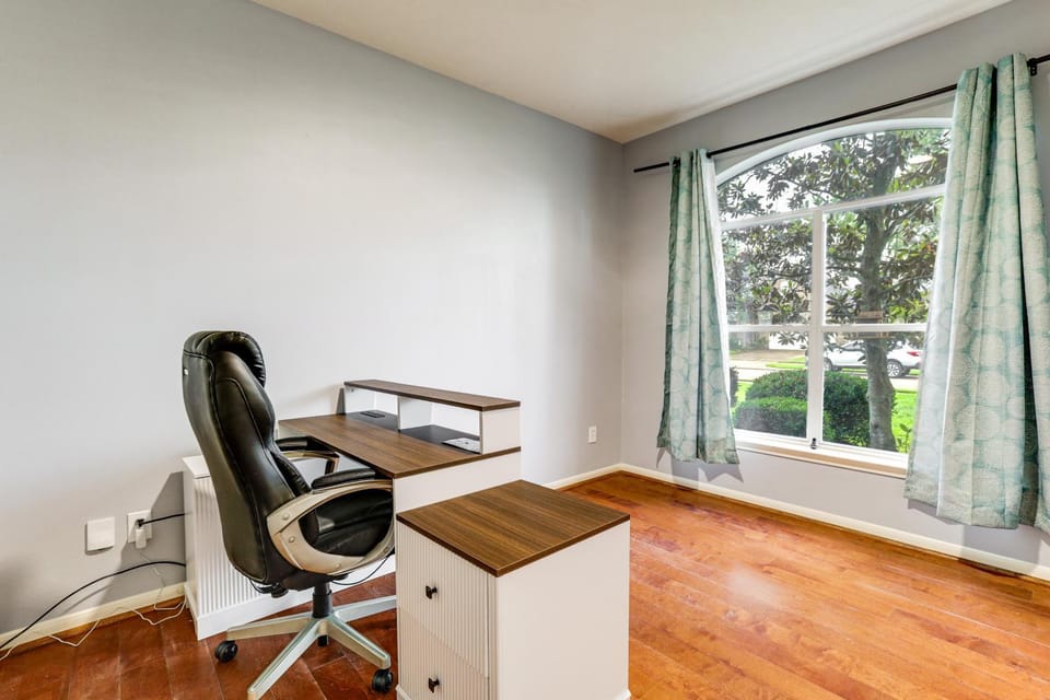 Private Yard & Furnished Patio! Rosenberg Retreat House in Rosenberg