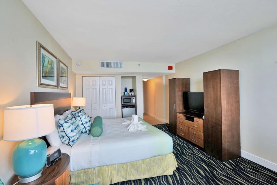 Hollywood Beach Tower - Hotel Room Inn in Hollywood Beach