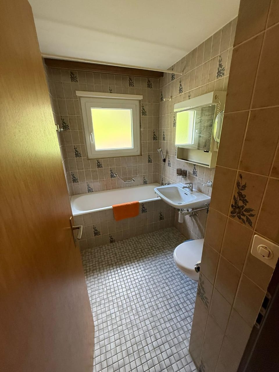Bathroom, Bath