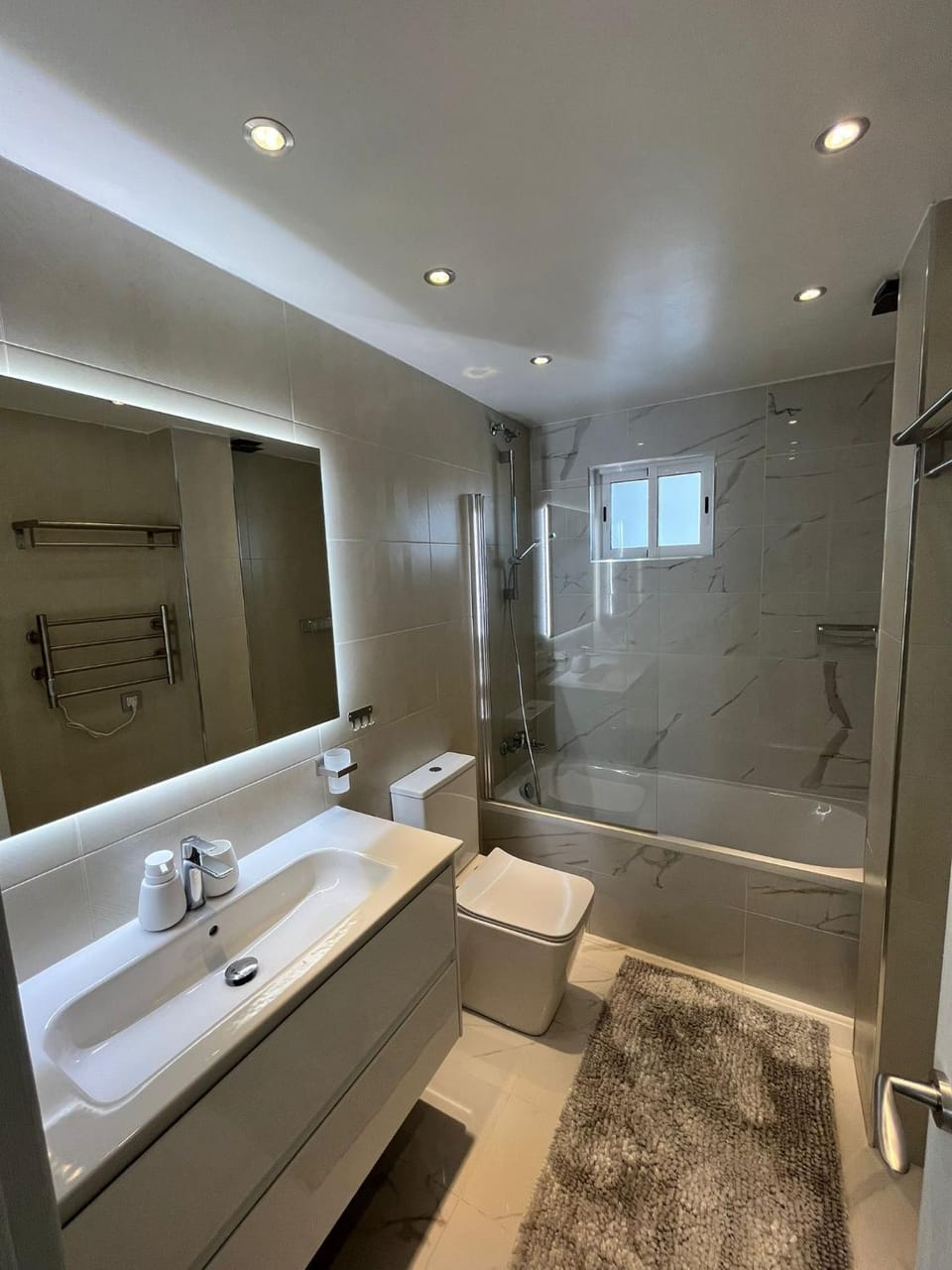 Bathroom, Bath