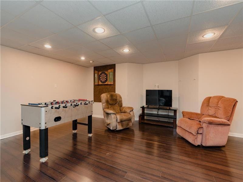 Bluewater Lakehouse Retreat with Private Beach & Hot Tub House in Bluewater