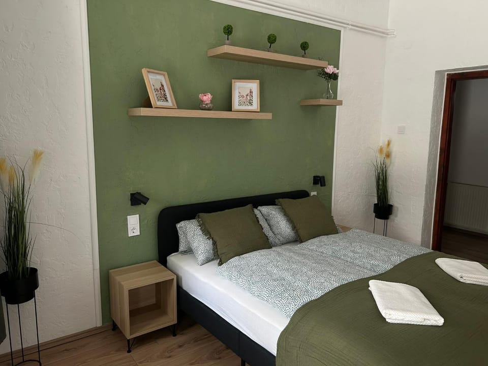 Balaton Bloom 24 Apartment in Siófok