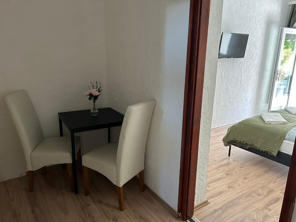 Balaton Bloom 24 Apartment in Siófok
