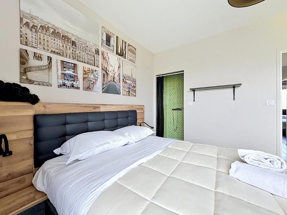 Spacieux 8 pers parking & clim Centre-ville Apartment in Clermont-Ferrand