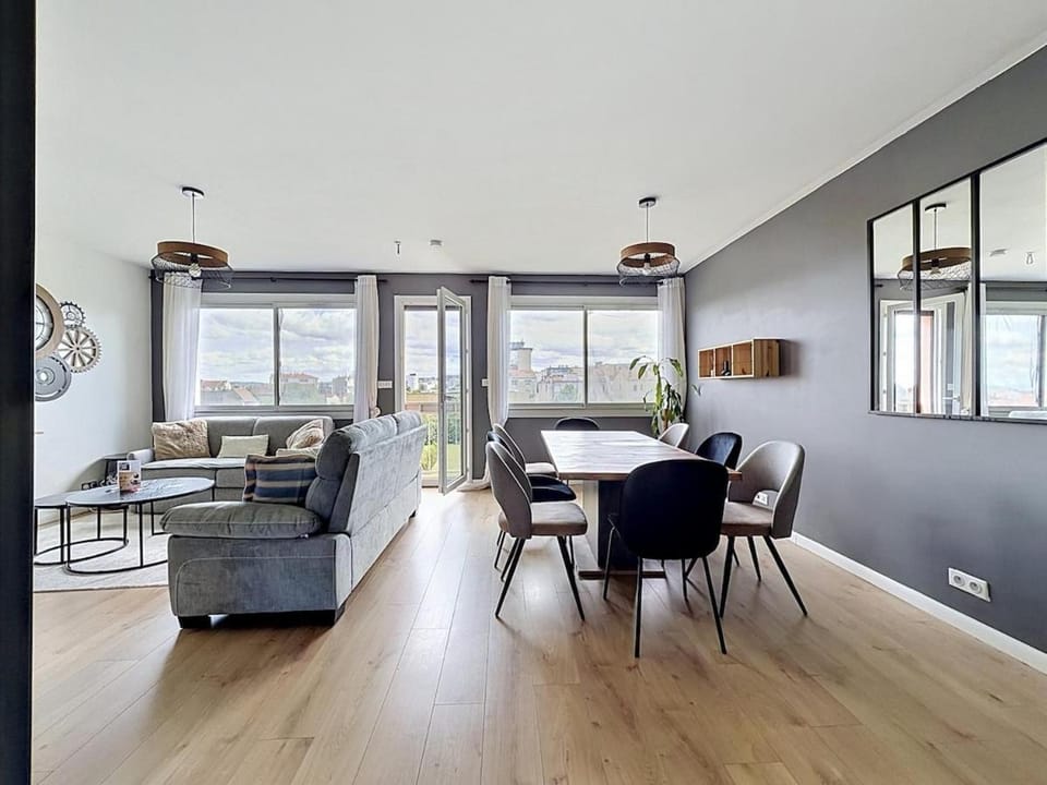 Spacieux 8 pers parking & clim Centre-ville Apartment in Clermont-Ferrand