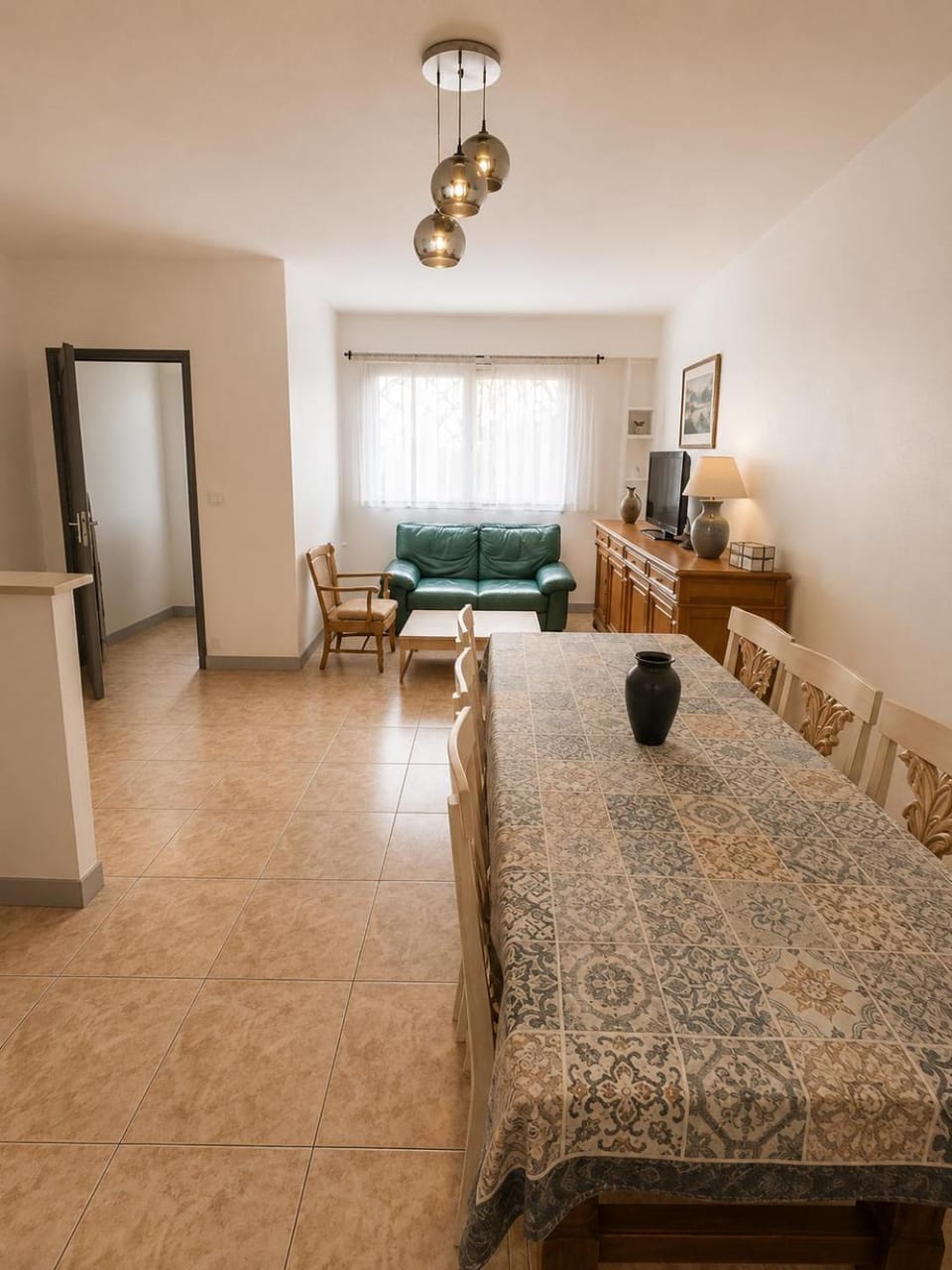 Living room, Dining area