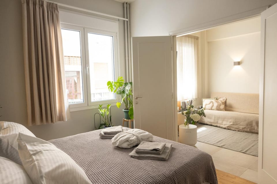 Bed, Living room, Decorative detail, Bedroom