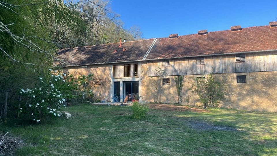 Grange de la ferme de Belcayre House in Nouvelle-Aquitaine