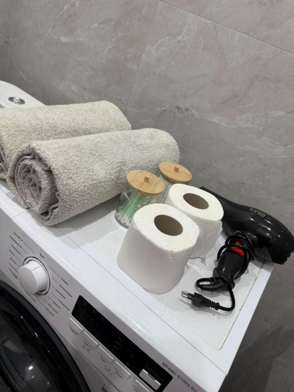 hair dryier, heating, towels